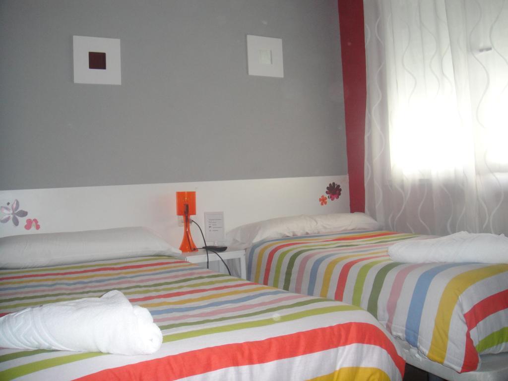 Arjori Rooms Hostal Salamanque Extérieur photo